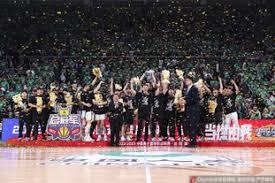 瓦拉内谈离开皇马：当时赢得了一切，想前往英格兰体验足球的激情